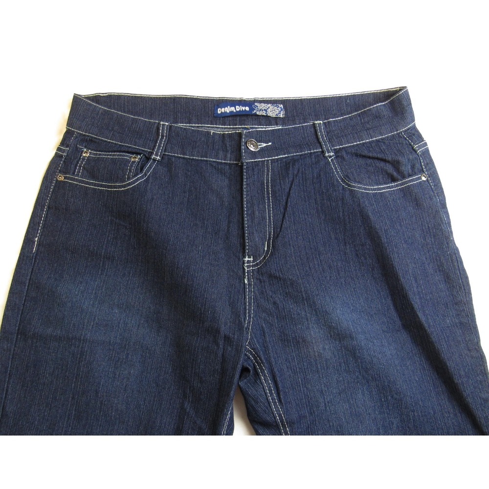 Denim Diva Jeans Fleur de Lis Flap Pockets Cropped Women's Size 20 - Picture 3 of 7